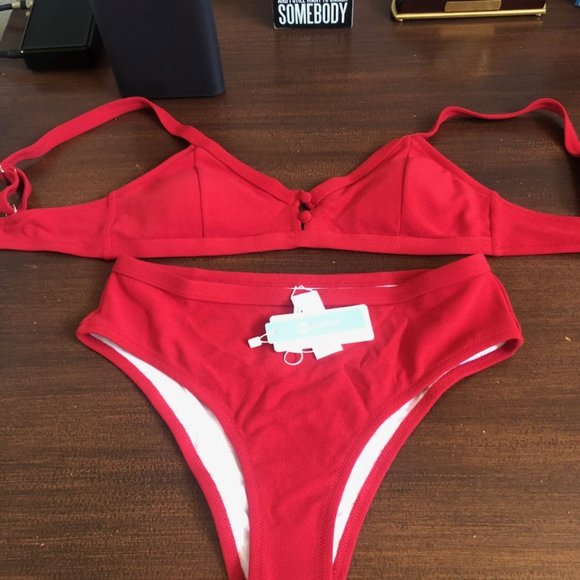 L Gia Keyhole Front High Waisted Bikini (Cupshe) - Picture 5 of 5